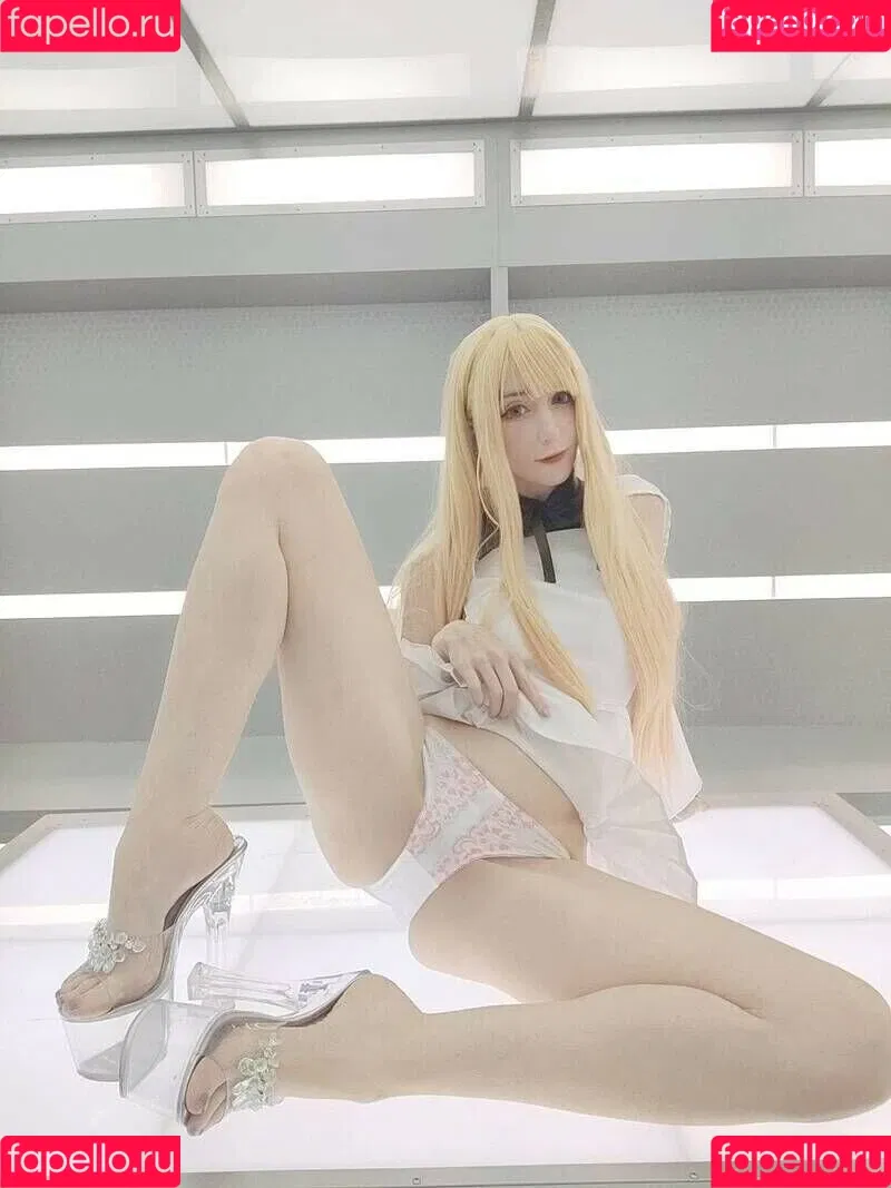 x.meki Onlyfans Photo Gallery 