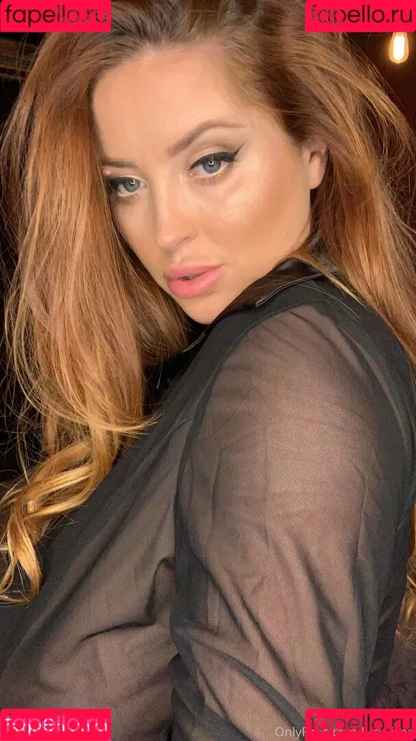 Lucy Collet Onlyfans Photo Gallery 