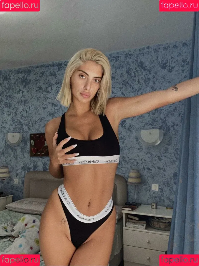 Sorayazoee Onlyfans Photo Gallery 