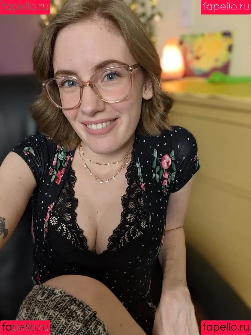 Emma Ruby Onlyfans Photo Gallery 