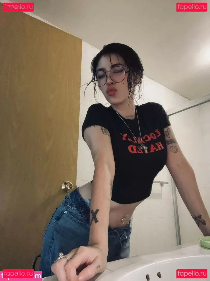 Kittymeichi Onlyfans Photo Gallery 