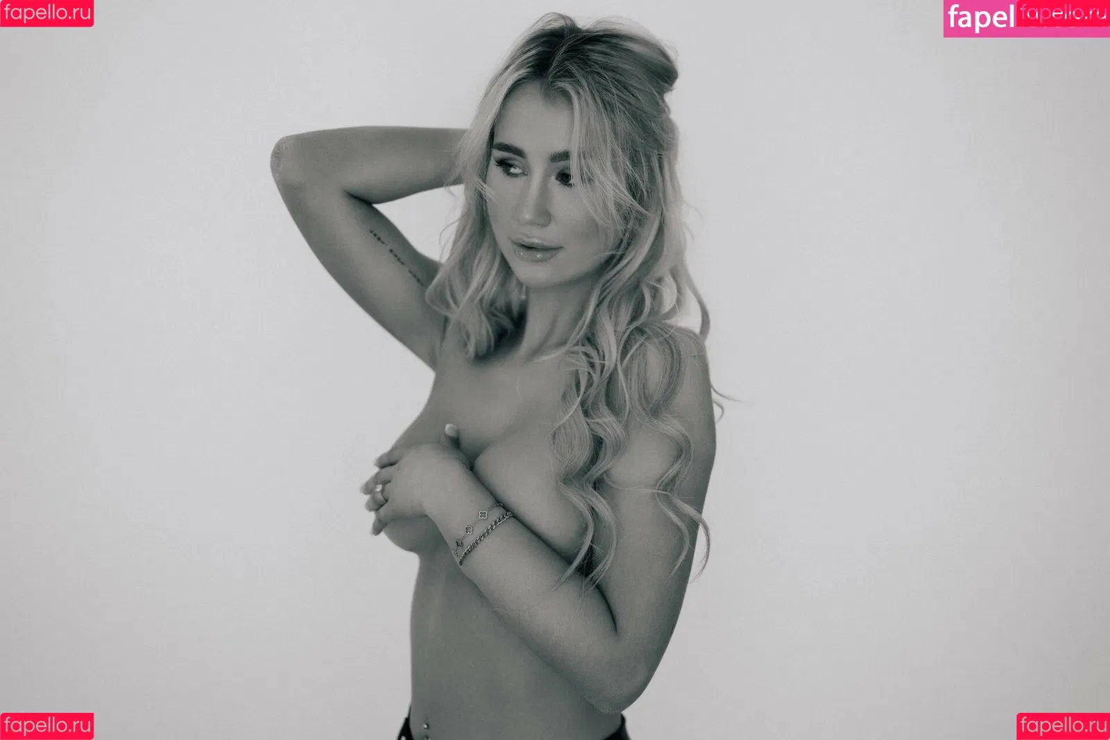 Jasmin_Hot_VIP Onlyfans Photo Gallery 