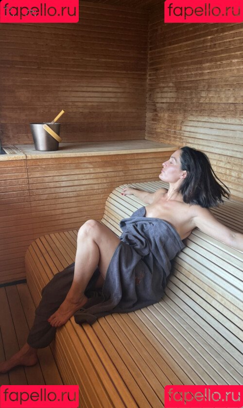 The Bella Twins: Onlyfans Photo Gallery 