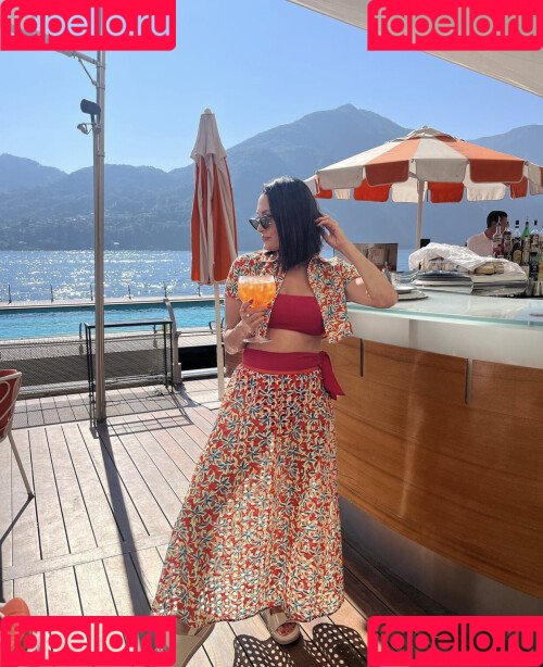 The Bella Twins: Onlyfans Photo Gallery 