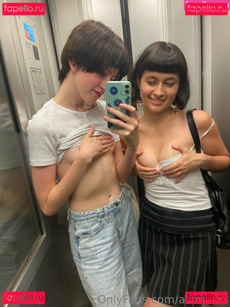 alinevsa / alinevsss Nude Onlyfans Photo 5