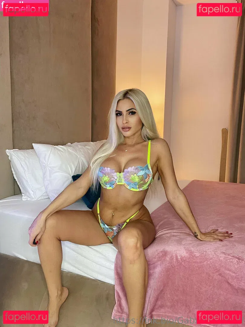 gabrielladeville Onlyfans Photo Gallery 