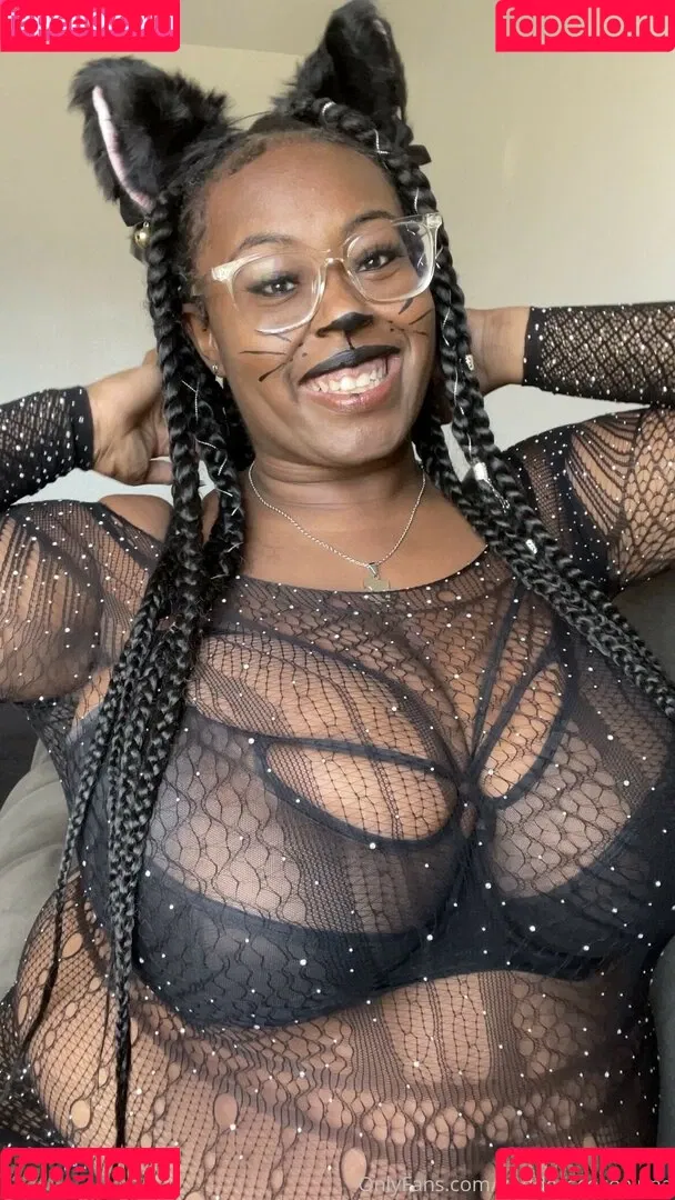 GoddessCocoaLuna Onlyfans Photo Gallery 