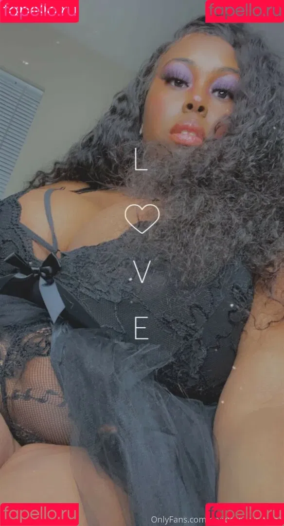GoddessCocoaLuna Onlyfans Photo Gallery 
