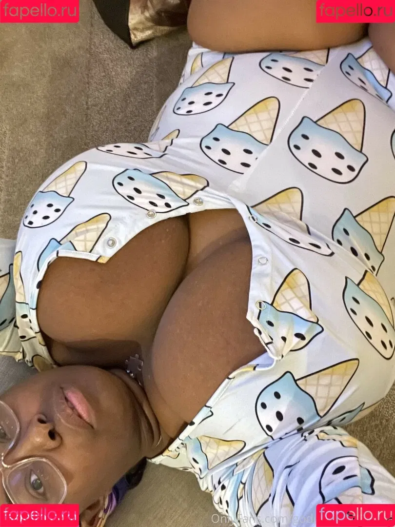 GoddessCocoaLuna Onlyfans Photo Gallery 