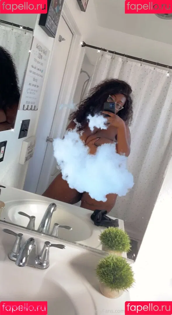 GoddessCocoaLuna Onlyfans Photo Gallery 