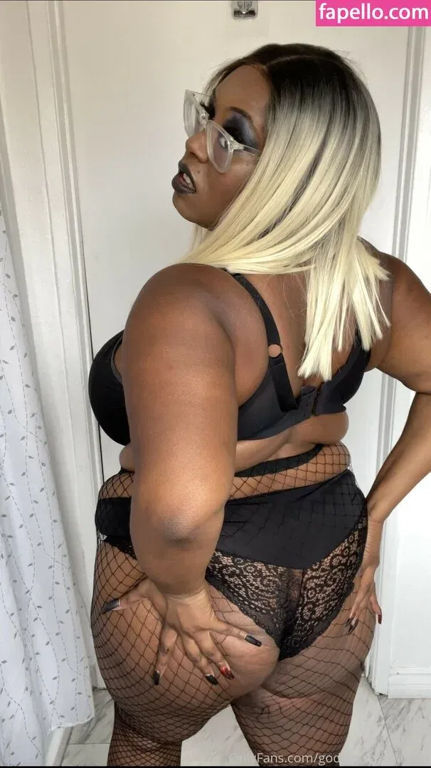 GoddessCocoaLuna Onlyfans Photo Gallery 