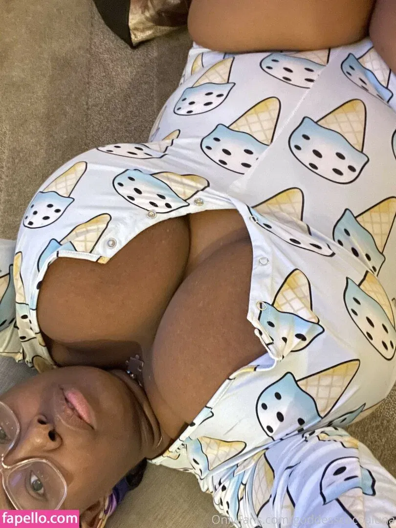 GoddessCocoaLuna Onlyfans Photo Gallery 