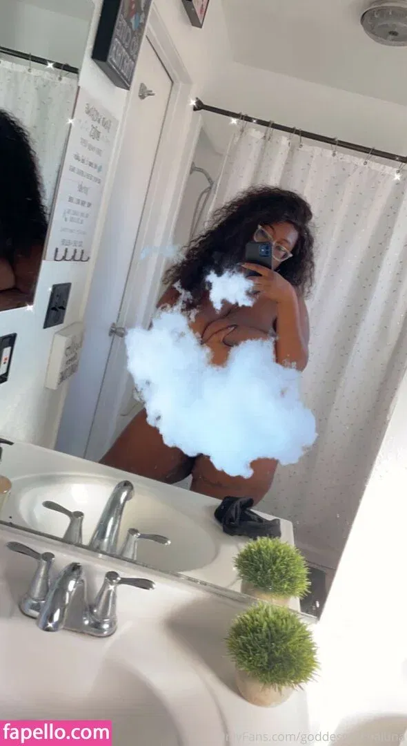 GoddessCocoaLuna Onlyfans Photo Gallery 