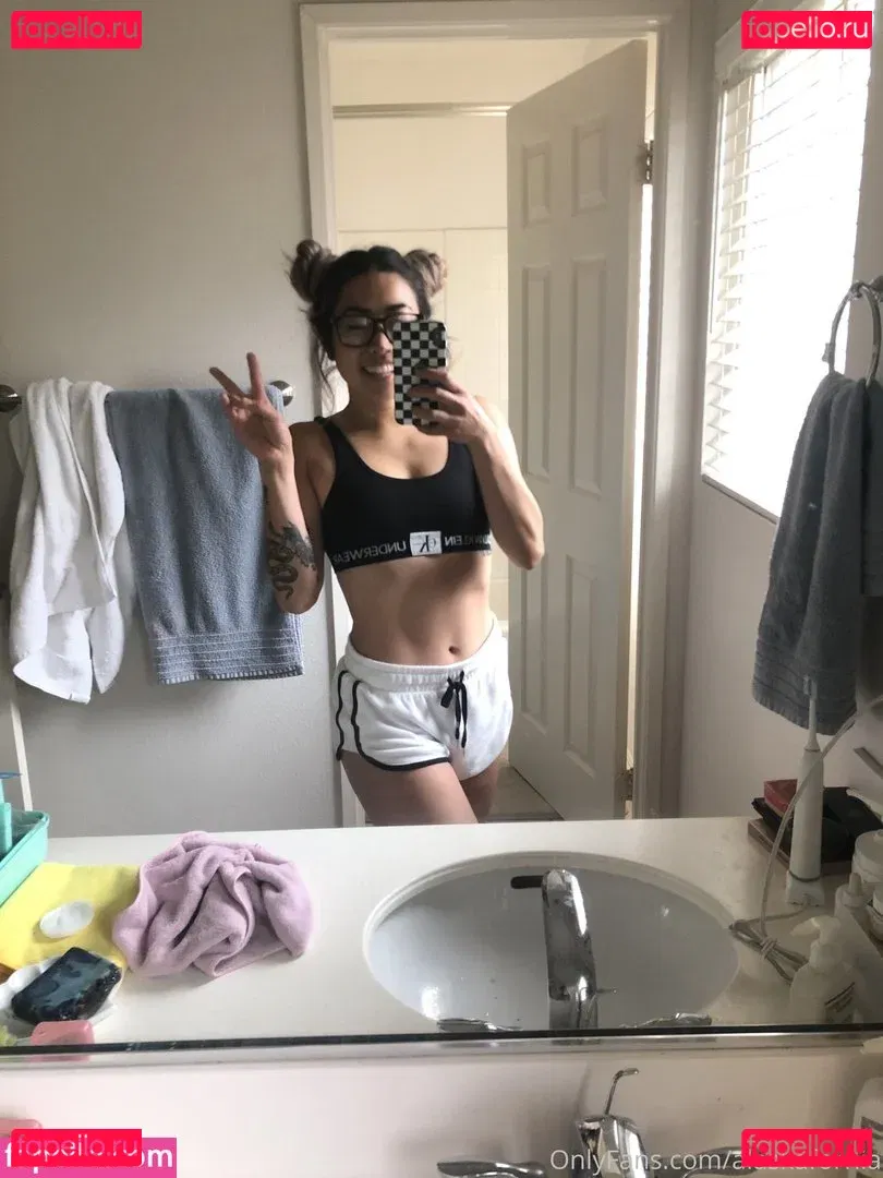 alaskafornia Onlyfans Photo Gallery 