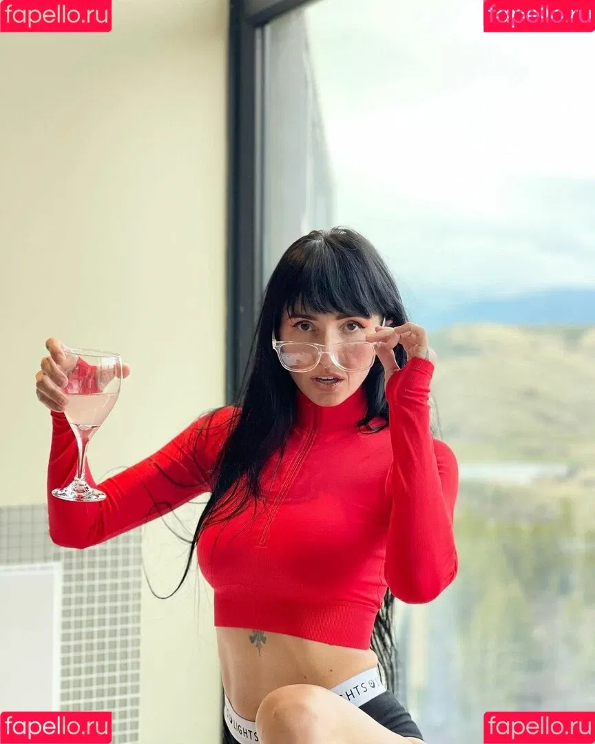 Lights Poxleitner Onlyfans Photo Gallery 