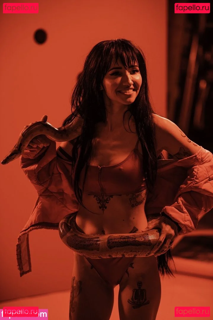 Lights Poxleitner Onlyfans Photo Gallery 