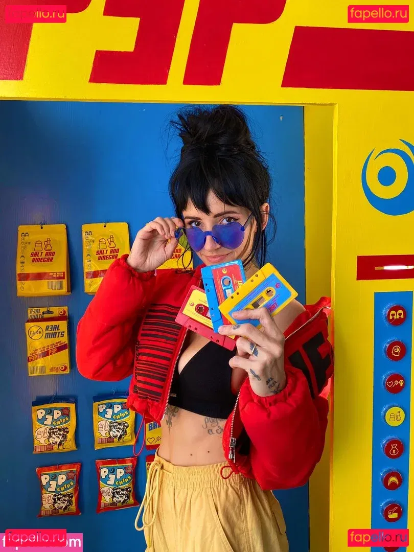 Lights Poxleitner Onlyfans Photo Gallery 