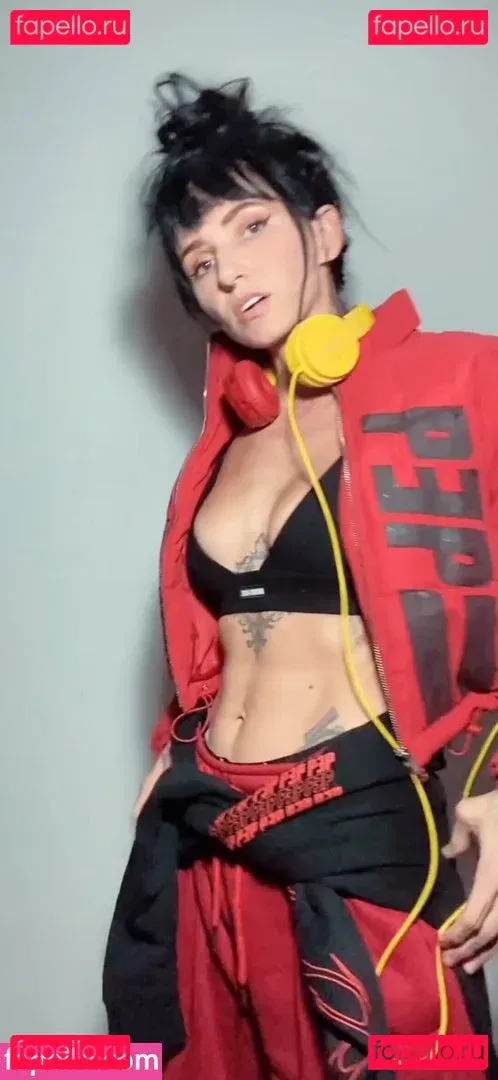 Lights Poxleitner Onlyfans Photo Gallery 