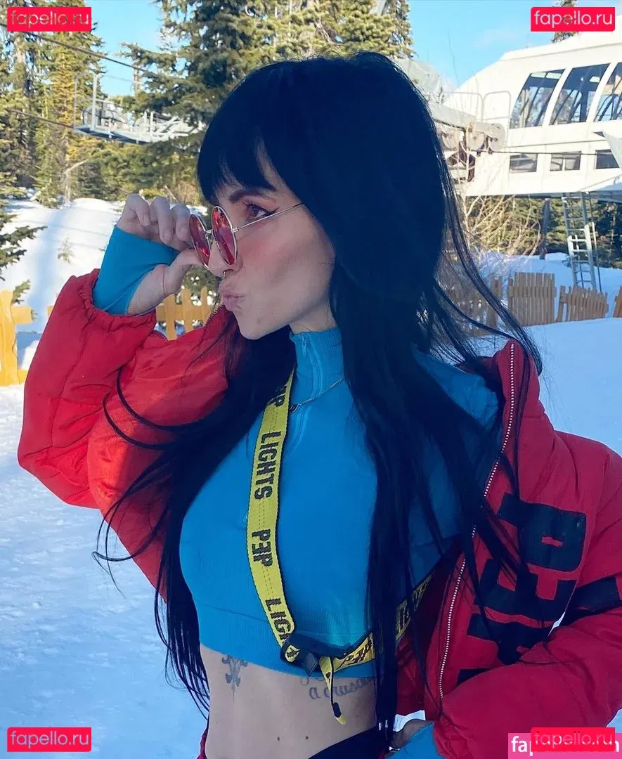 Lights Poxleitner Onlyfans Photo Gallery 