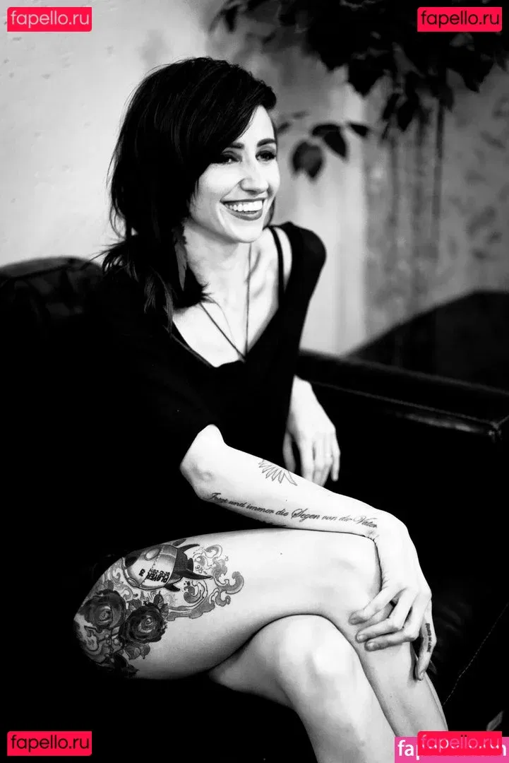 Lights Poxleitner Onlyfans Photo Gallery 