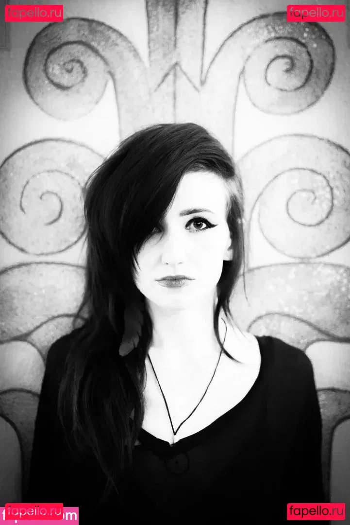 Lights Poxleitner Onlyfans Photo Gallery 