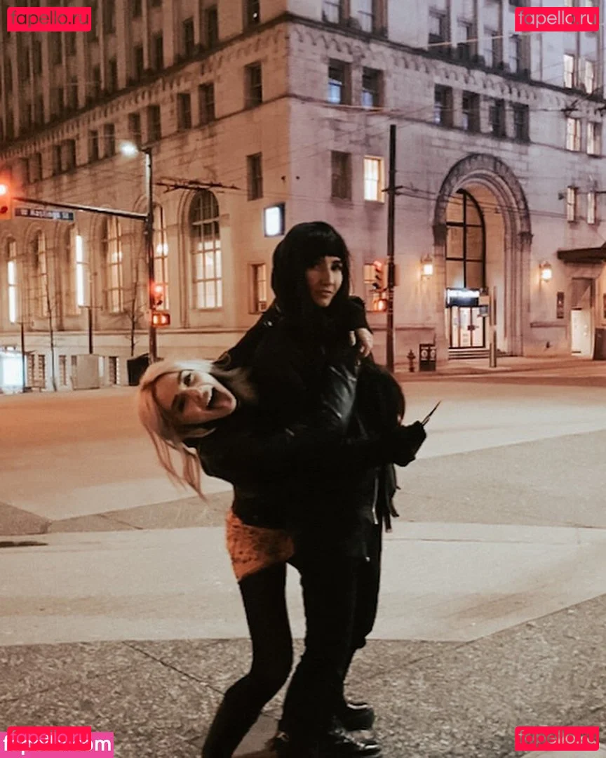 Lights Poxleitner Onlyfans Photo Gallery 