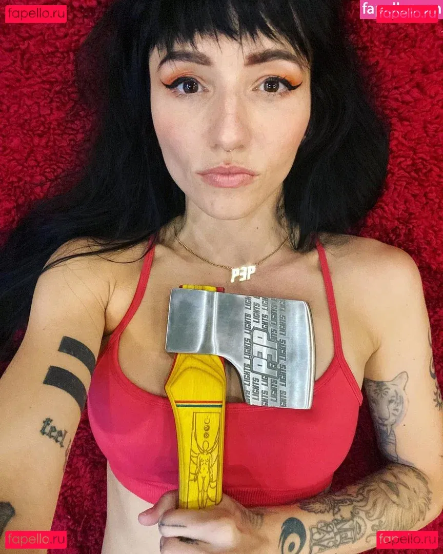 Lights Poxleitner Onlyfans Photo Gallery 