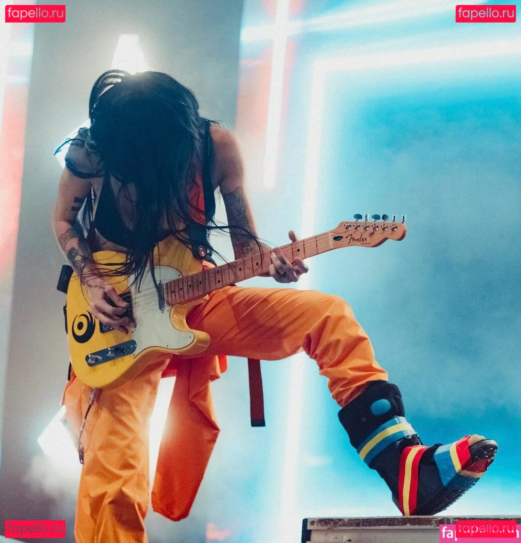 Lights Poxleitner Onlyfans Photo Gallery 