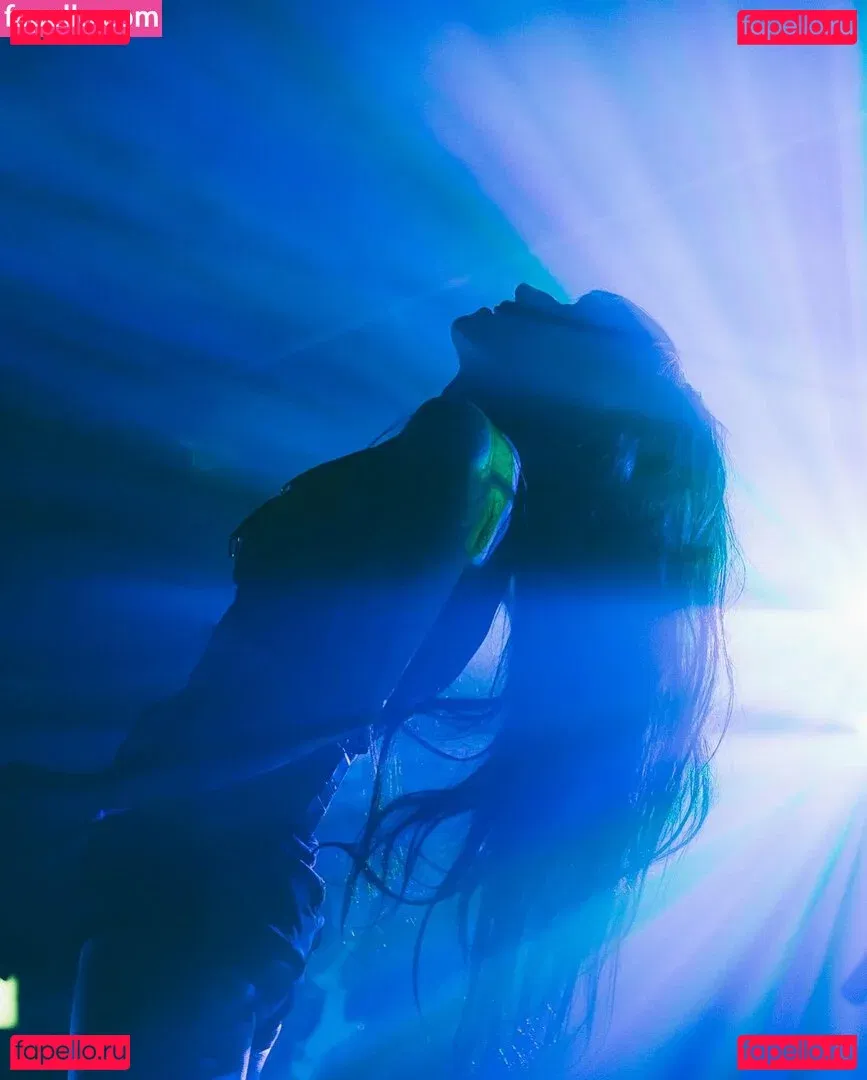 Lights Poxleitner Onlyfans Photo Gallery 