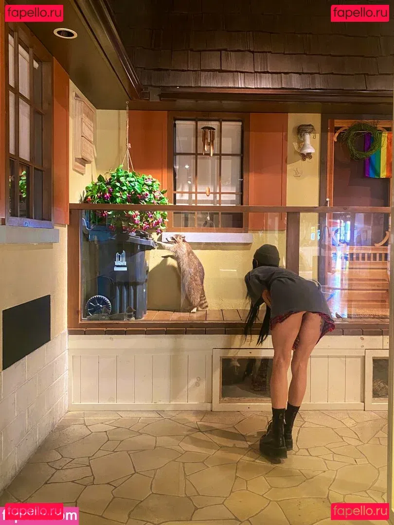 Lights Poxleitner Onlyfans Photo Gallery 