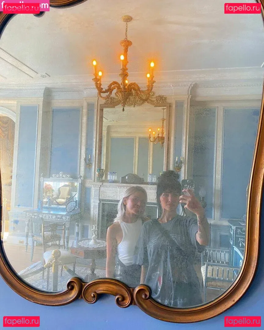 Lights Poxleitner Onlyfans Photo Gallery 