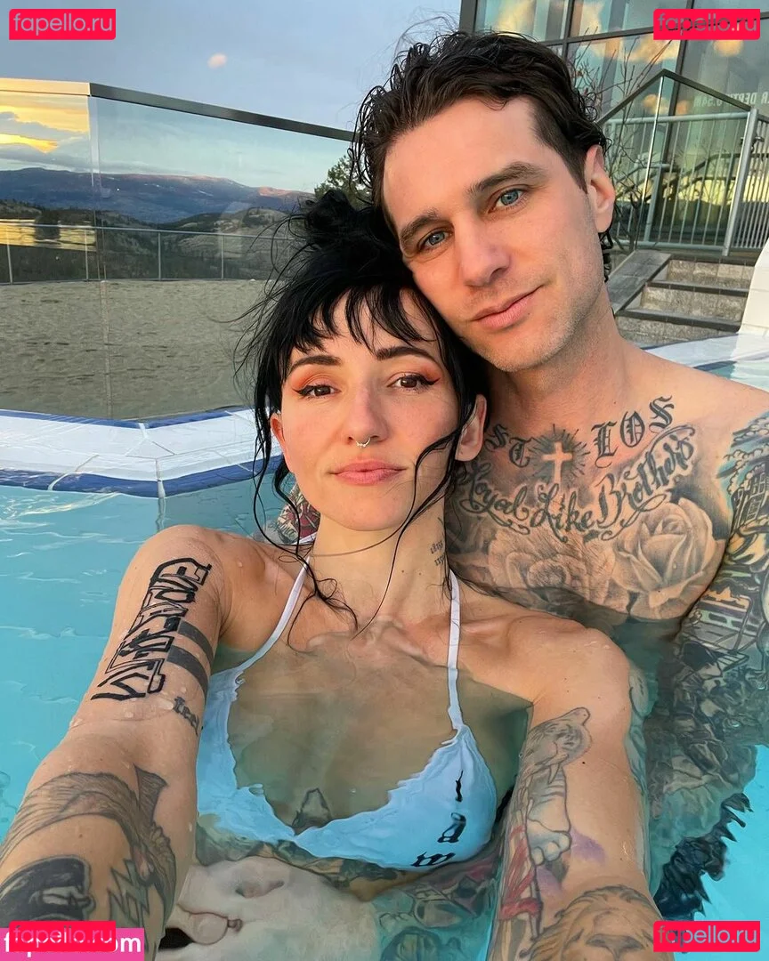 Lights Poxleitner Onlyfans Photo Gallery 