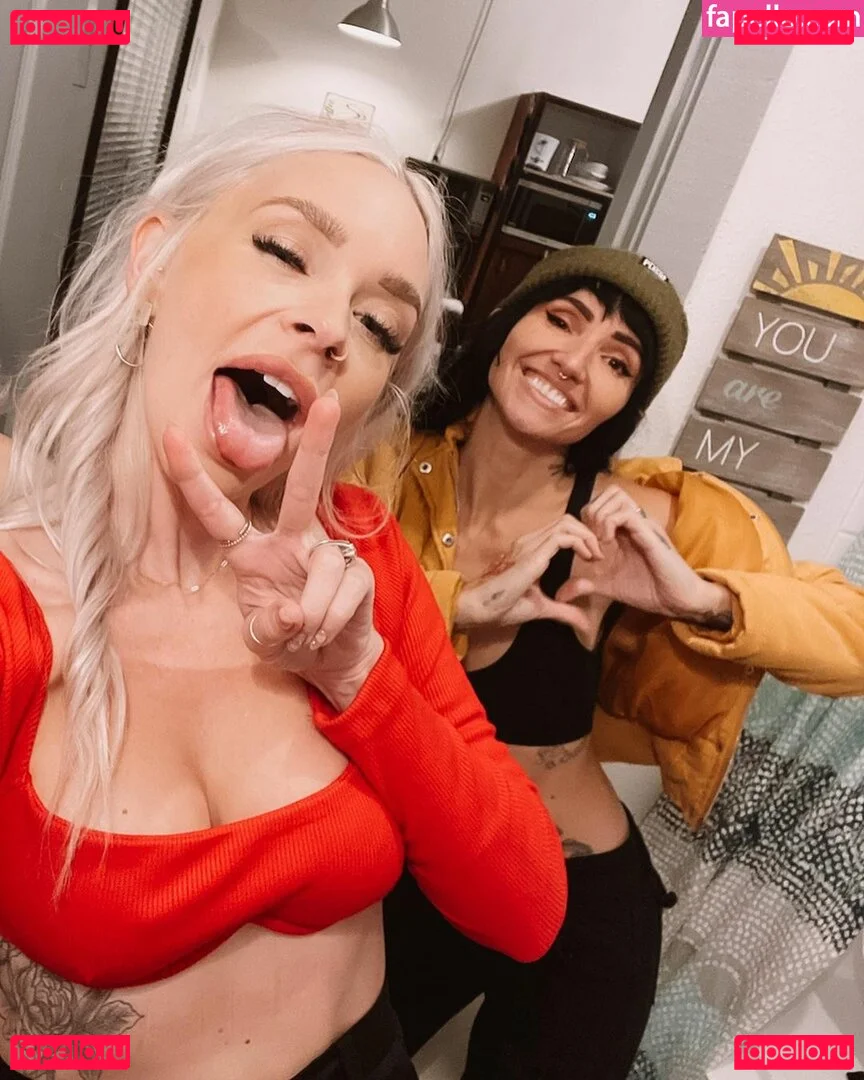 Lights Poxleitner Onlyfans Photo Gallery 