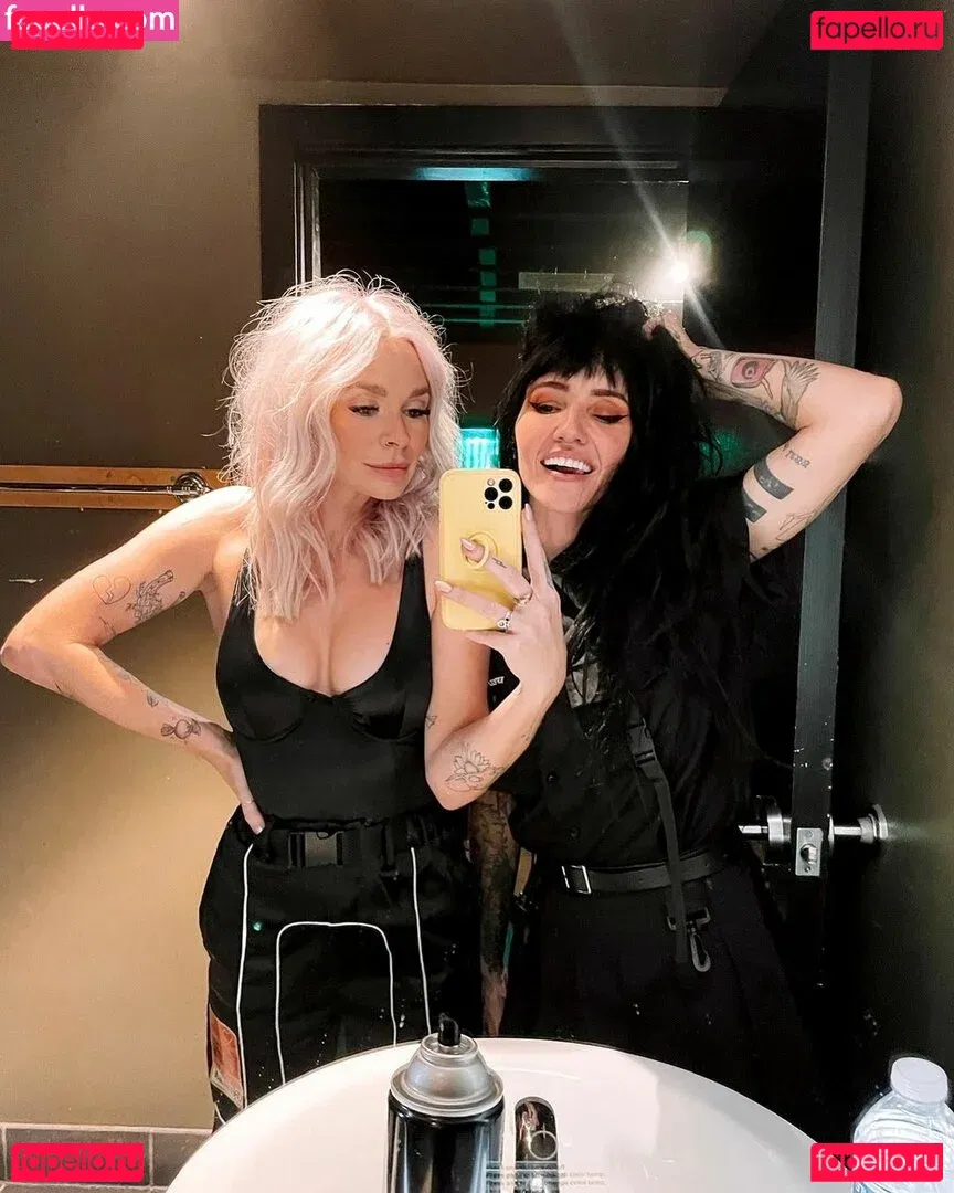 Lights Poxleitner Onlyfans Photo Gallery 