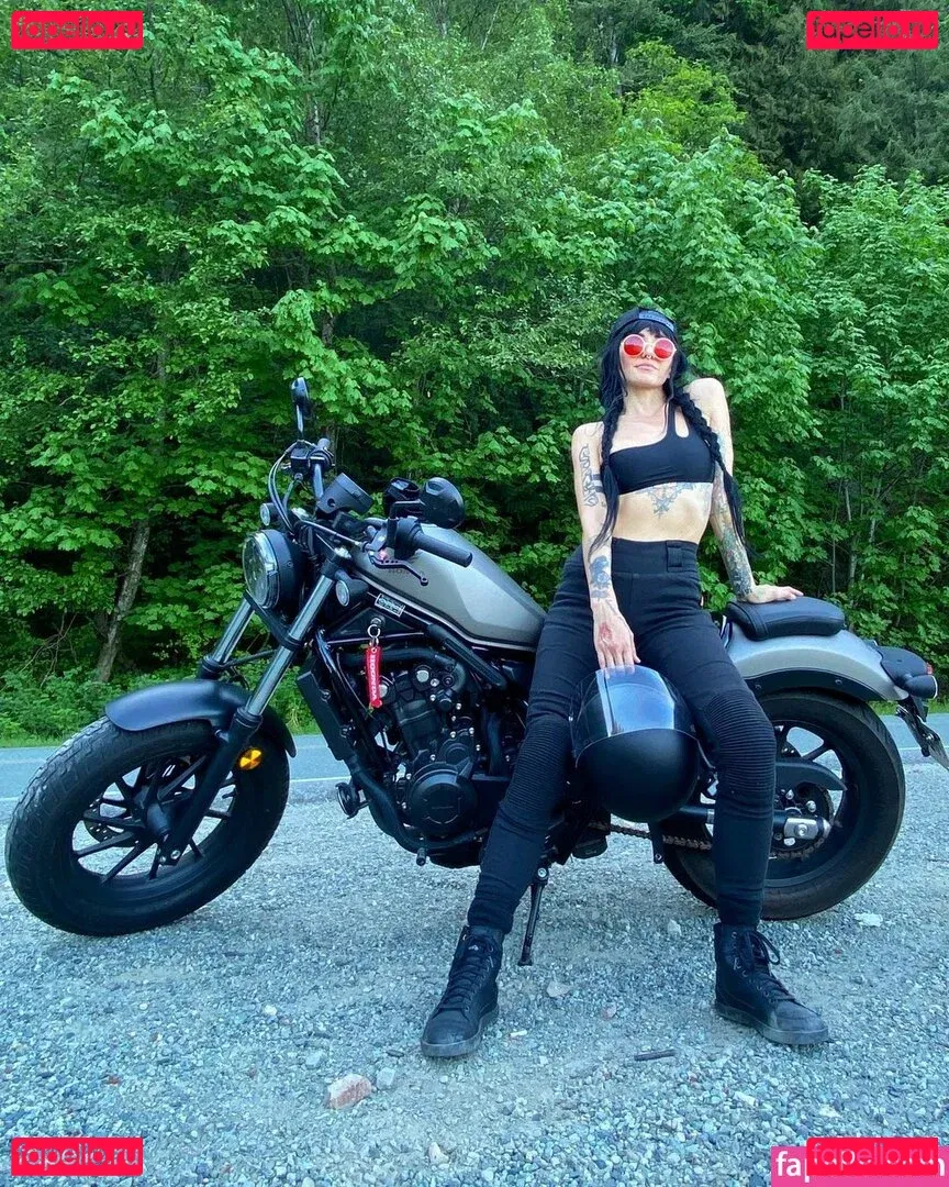 Lights Poxleitner Onlyfans Photo Gallery 