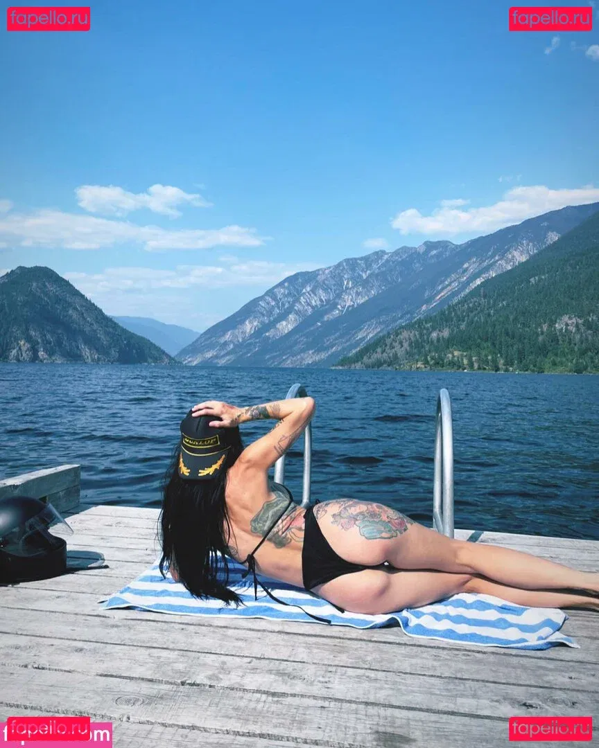 Lights Poxleitner Onlyfans Photo Gallery 