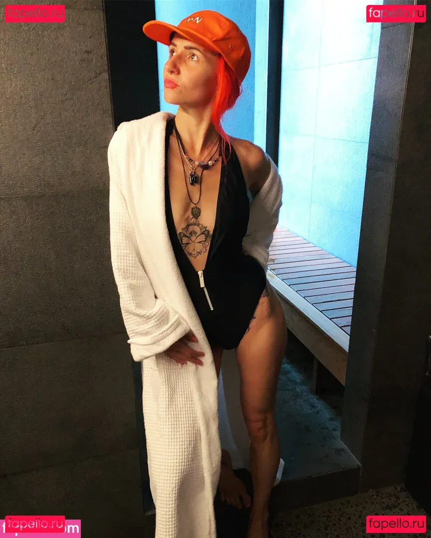 Lights Poxleitner Onlyfans Photo Gallery 