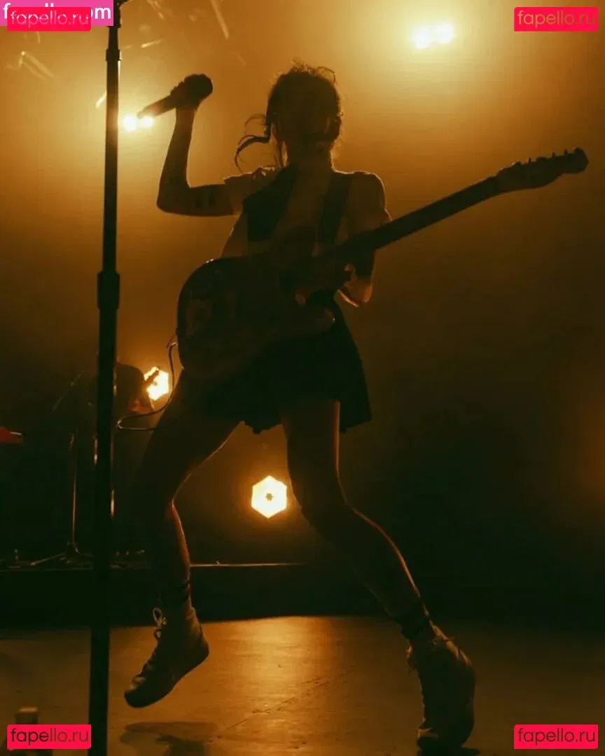 Lights Poxleitner Onlyfans Photo Gallery 