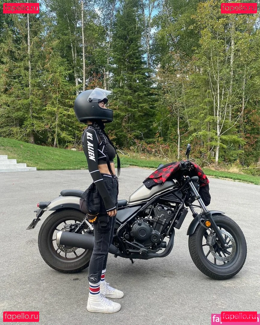 Lights Poxleitner Onlyfans Photo Gallery 