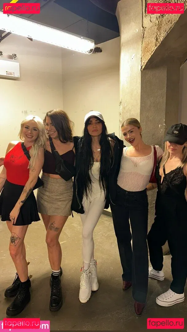 Lights Poxleitner Onlyfans Photo Gallery 