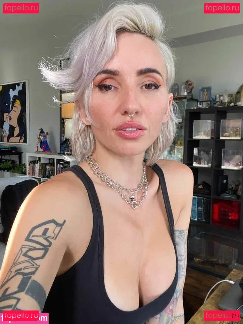 Lights Poxleitner Onlyfans Photo Gallery 