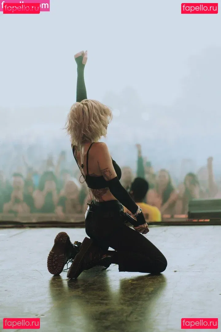 Lights Poxleitner Onlyfans Photo Gallery 