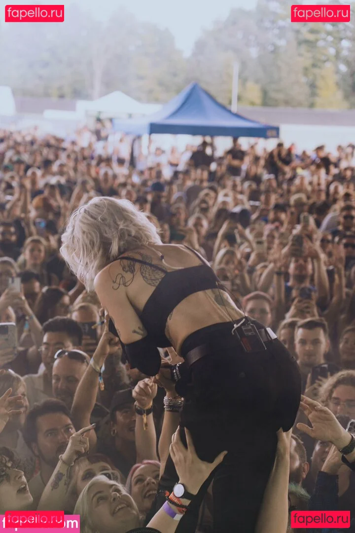 Lights Poxleitner Onlyfans Photo Gallery 