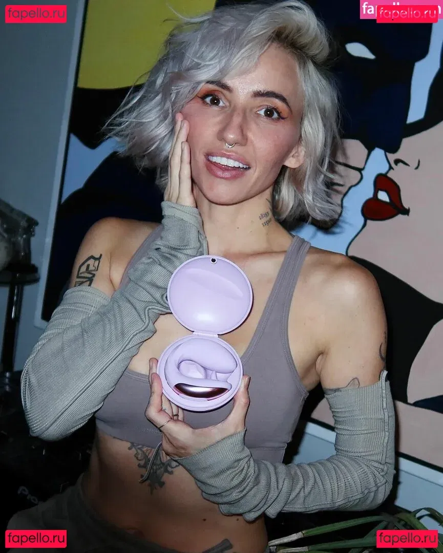 Lights Poxleitner Onlyfans Photo Gallery 