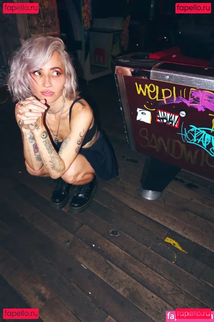 Lights Poxleitner Onlyfans Photo Gallery 