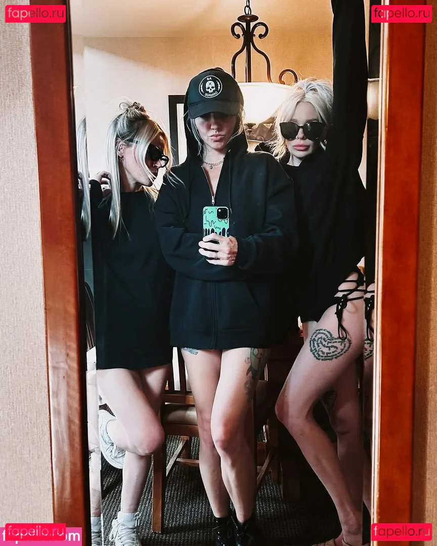 Lights Poxleitner Onlyfans Photo Gallery 