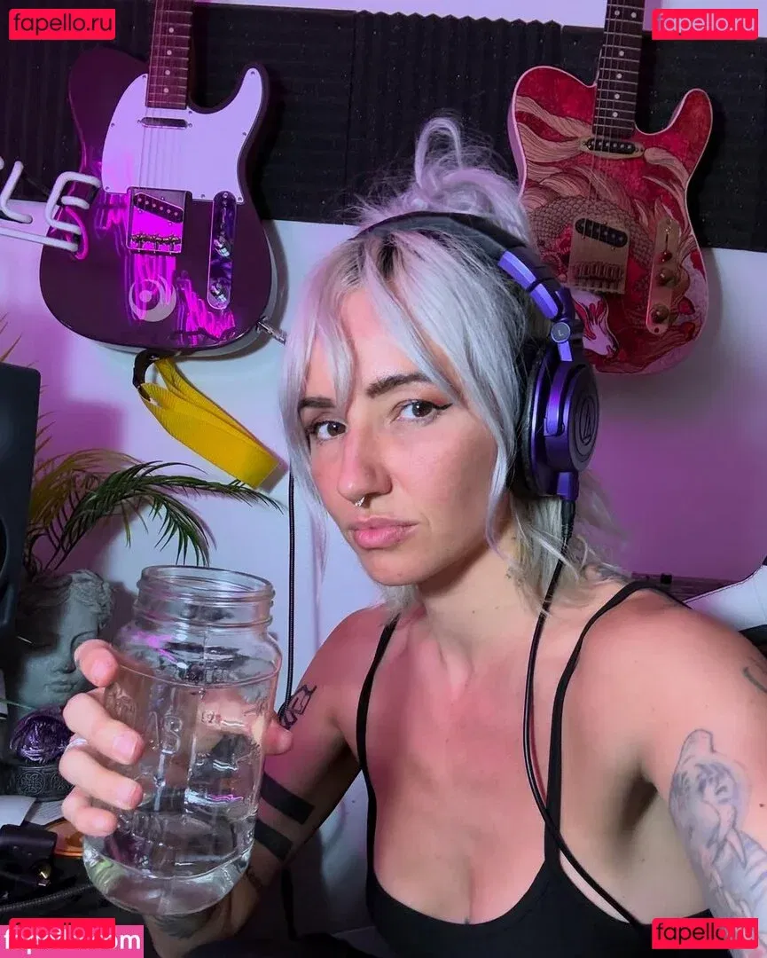 Lights Poxleitner Onlyfans Photo Gallery 