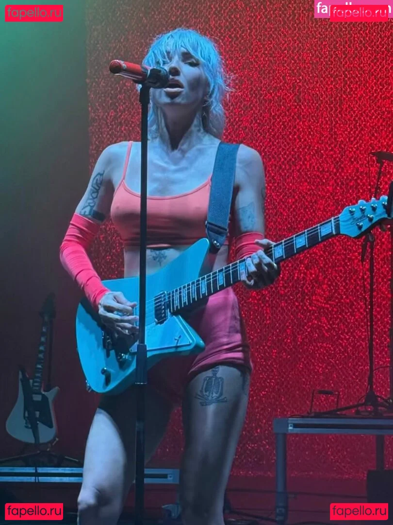 Lights Poxleitner Onlyfans Photo Gallery 