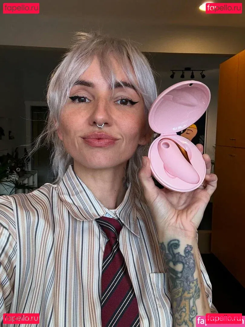 Lights Poxleitner Onlyfans Photo Gallery 