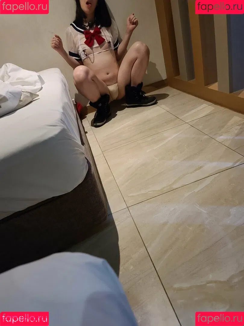 s2x6974892 Onlyfans Photo Gallery 